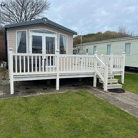 3 Bed Platinum Caravan Presthaven Sands Prestatyn Exteriör bild